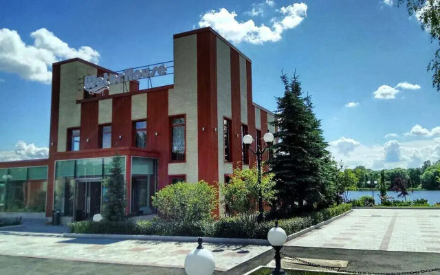 Отель Water House