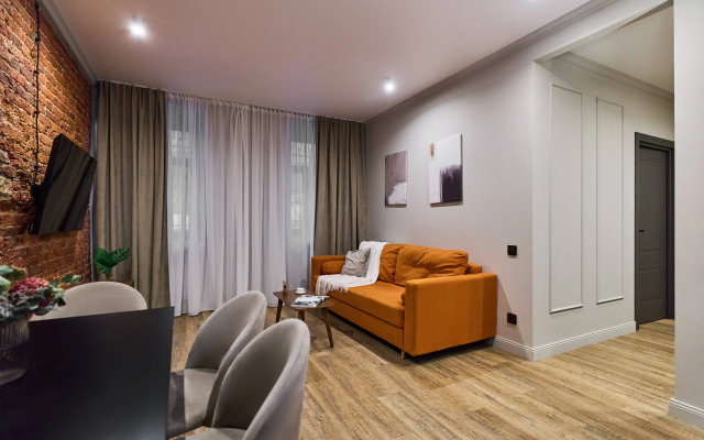 Квартира FlatStay на Площади Искусств