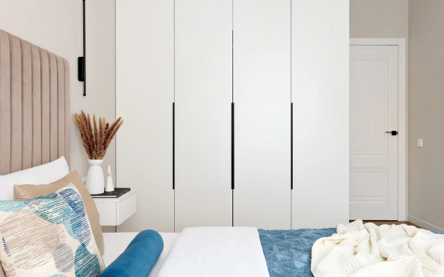 Yevrodvushka U Morya Flat