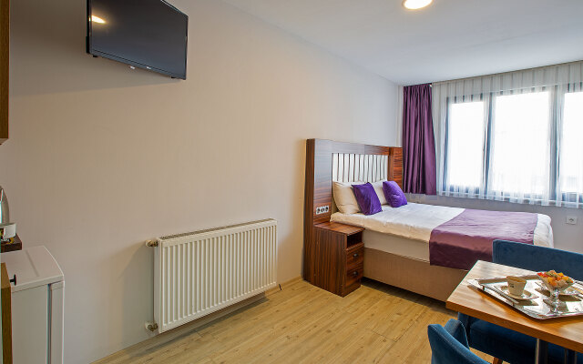 Pera Sultan Suite Hotel