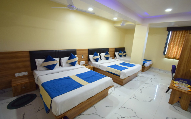 New Pathik Hotel