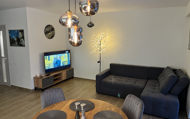 Vid Na Naberezhnuyu Onezhskogo Ozera Apartments
