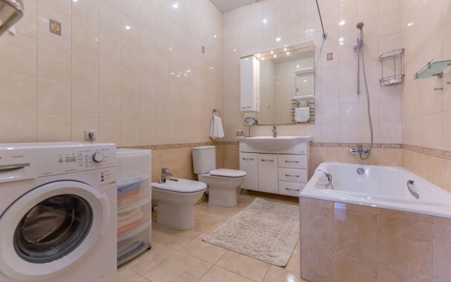 Na Krasnogvardeyskoy Ulitse 38AlitA Flat