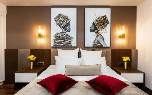 Hotel Metropol Club House