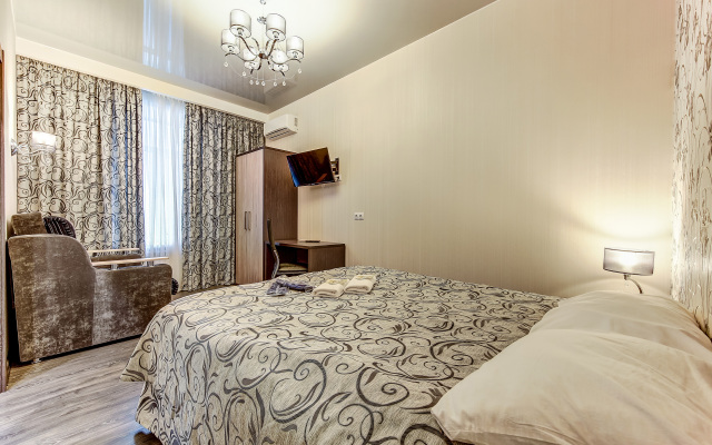 Апартаменты 1 на Малой Московской