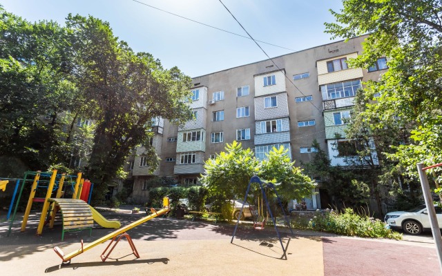 Na Prospekte Dostyk 119 Flat
