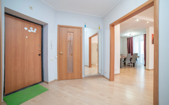 Квартира Сакко и Ванцетти 47, до 12 гостей