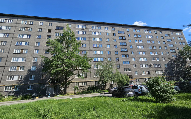 Na Naberezhnoy Flat