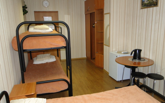 Alpiyskiy Hostel