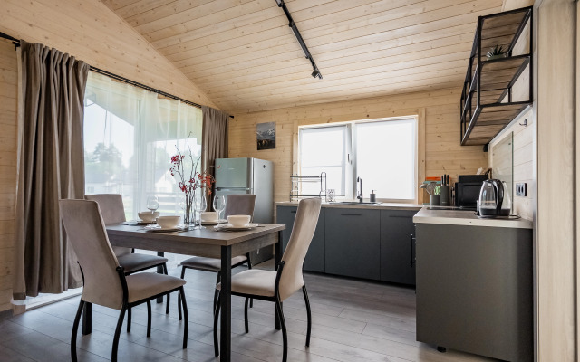 Частный Дом на Границе с Лесом