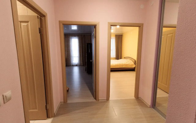 SC Balkonom Apartments
