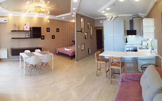 Studiya Per B Khmelnitskogo Flat