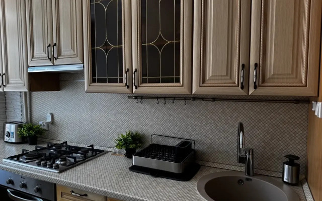 Sovremennaya Trekhkomnatnaya V Tsentre Yaroslavlya! Flat