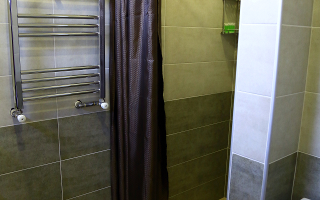 Guru Hotel