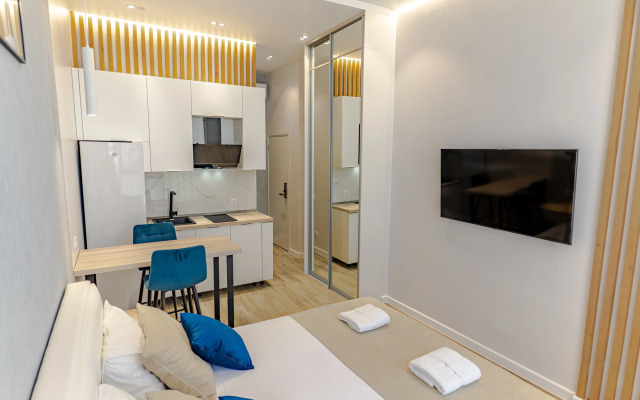 Sunset Apartment 1