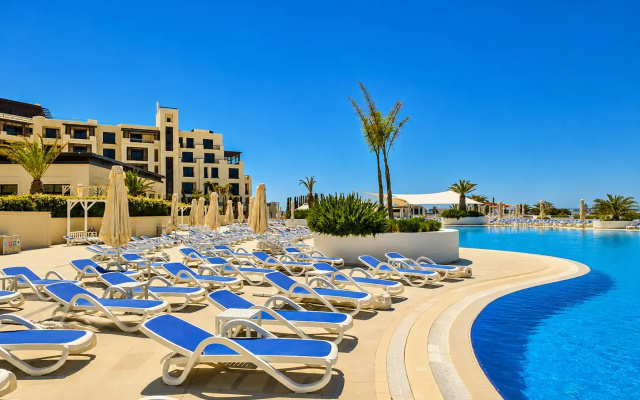 Апартаменты The Grand Sea Breeze One Bedroom