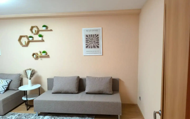 Karla Marksa Flat