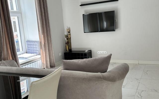 Квартира Piter Apatrments у Эрмитажа (2 спальни, парковка, кондиционер)