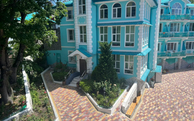 Dzhennet Guest House