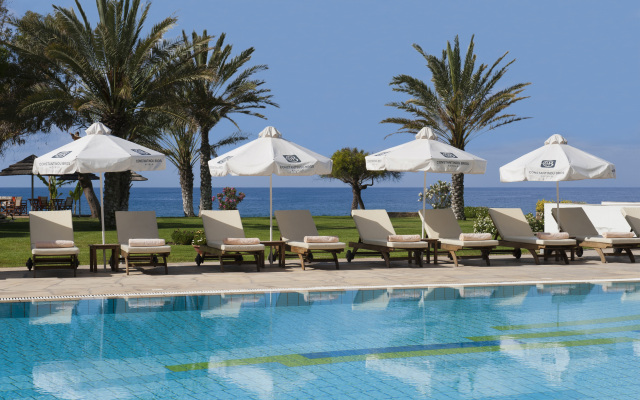 Constantinou Bros Athena Royal Beach Hotel