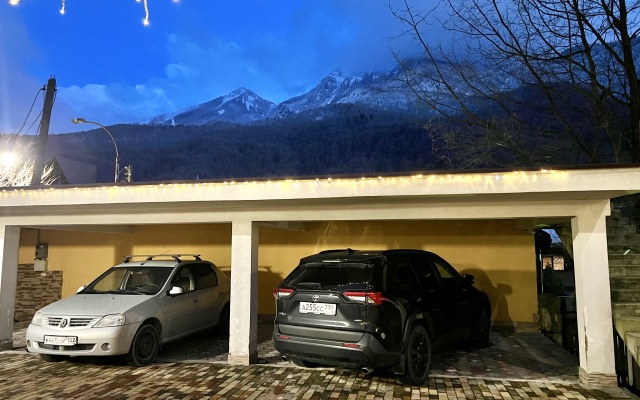 Mountain Hill Apartment