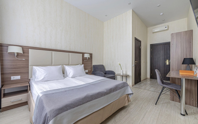 Vintage Hotel