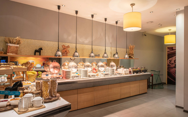 Cosmos Saint -Petersburg Nevsky Prospect Hotel, a member of Radisson Individuals