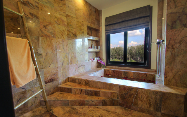 Resona Pool Villa