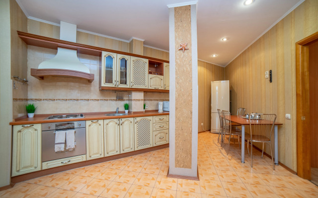 Апартаменты Радищева 12 трехкомнатная