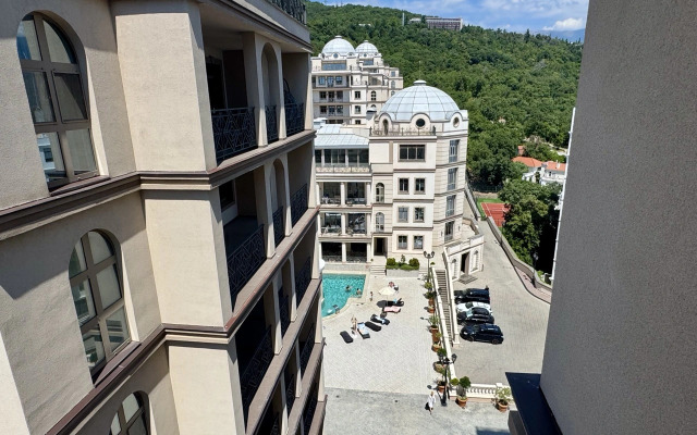 Dvukhkomnatnye s Balkonom Premium Klassa v Zhk Diplomat Apartments