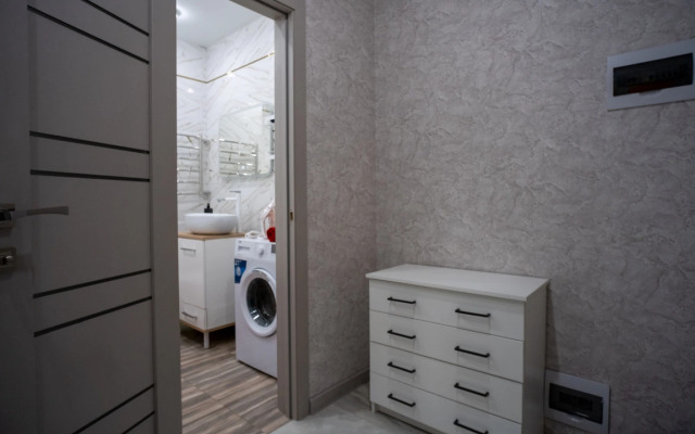 Euro Studio in an Elite ZHK 1 Apartments