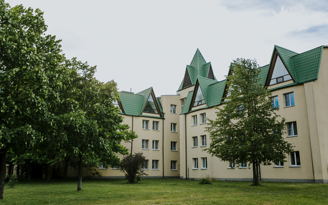Emmaus Volga Klub Hotel