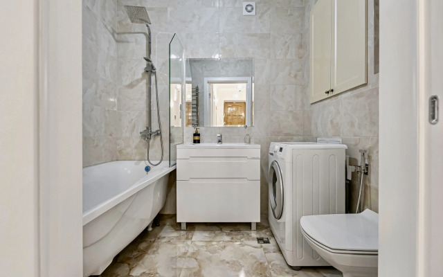 Квартира Двухкомнатная в Центре с Капитальным Ремонтом