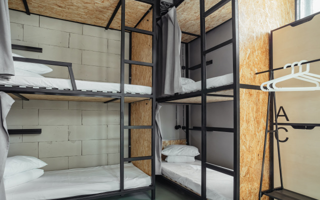 Rok Hostel