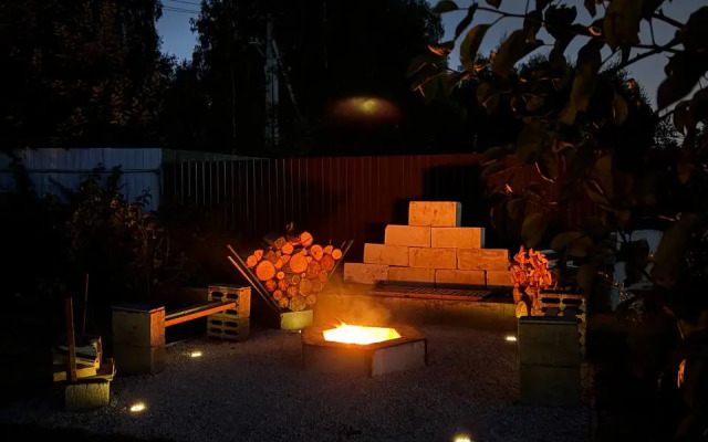 Частный дом уютный в закрытом поселке