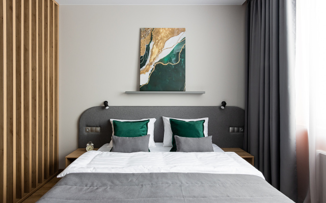 U Metro Avtovo Apartments