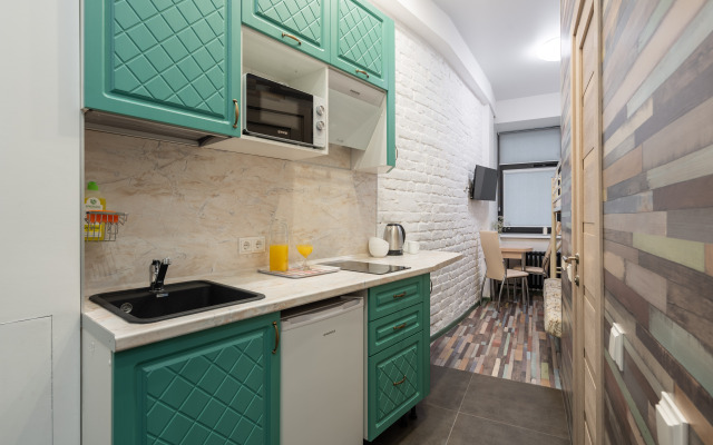 Апартаменты Уютные в Историческом Центре Города Happy Rooms Zverinskaya для 3-х Гостей