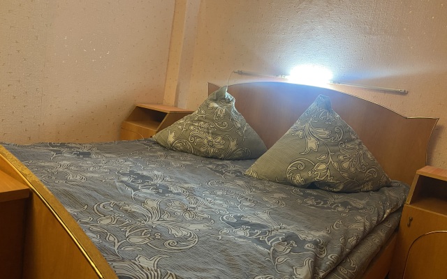 Апартаменты 2х комнатная квартира