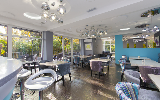 Sunrise Garden Hotel
