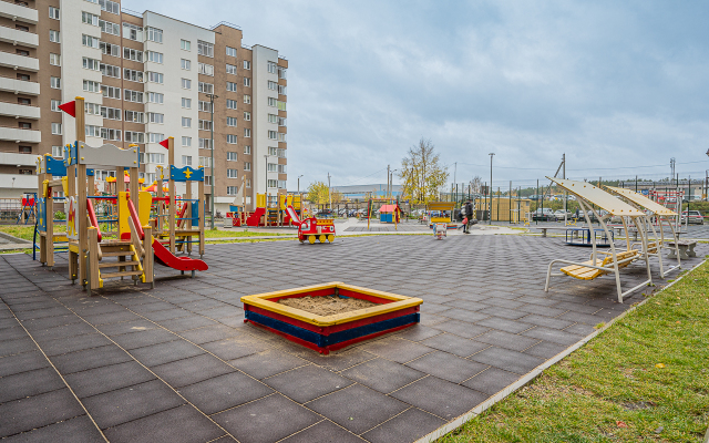 498 Na Uspenskom Prospekte Apartments