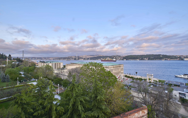 Ciragan Bosphorus Hotel