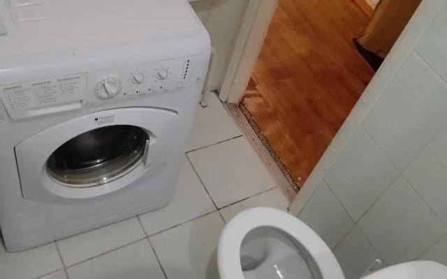 Na Leninskom Prospekte 24 Flat