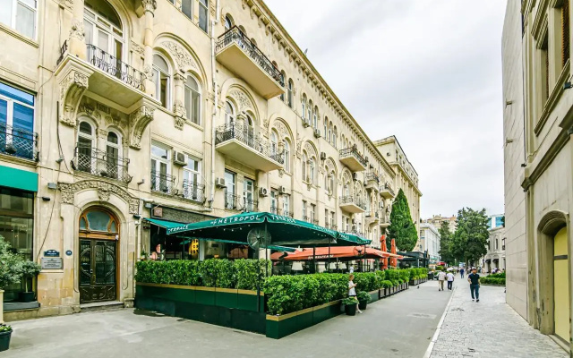 Апарт-отель By Mirror Hotels