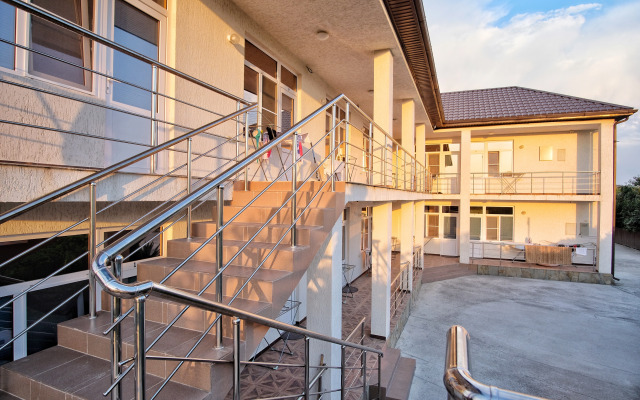 Viktoriya Guest House