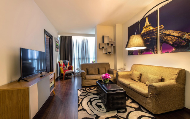 Opera Suite Hotel