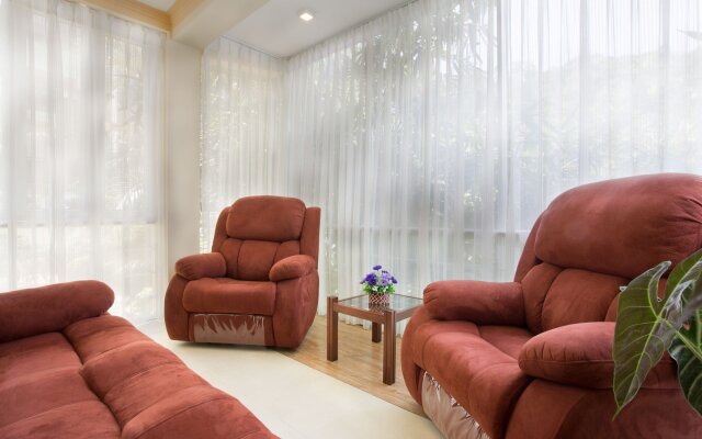 Oak Ray Serene Garden Hotel