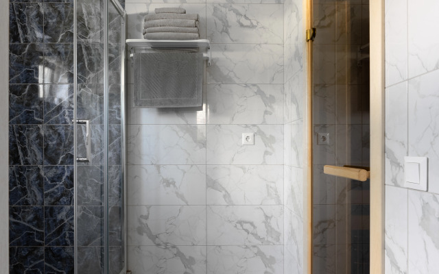 Частный дом Коттедж у озера на Речной