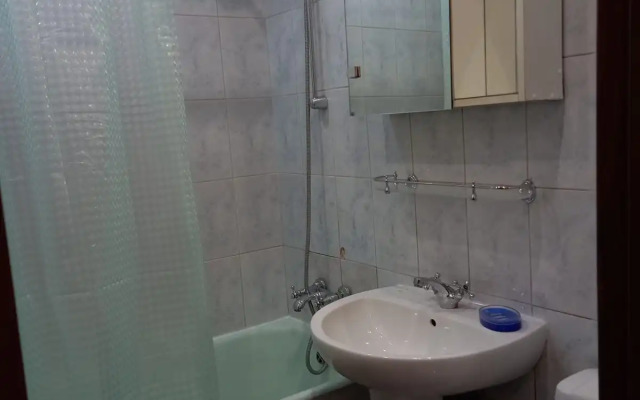V Samom Tsentre Yalty Flat