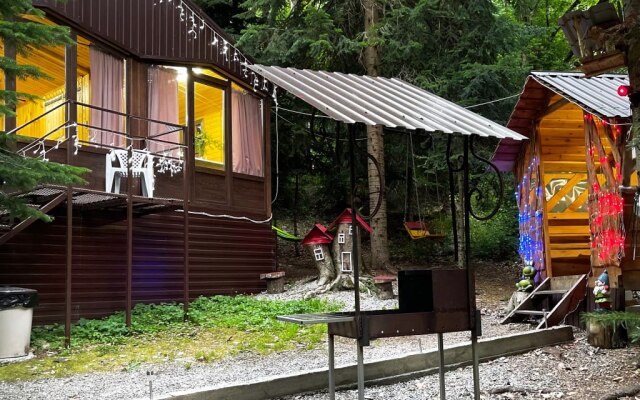 Гостевой Дом Архыз Шале Хаус