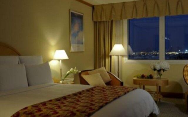 Crowne Plaza Dubai - Deira, an IHG Hotel